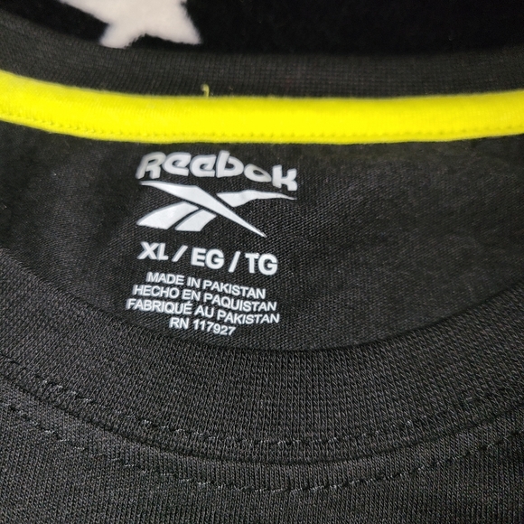 Reebok Tee Shirt - Picture 3 of 4